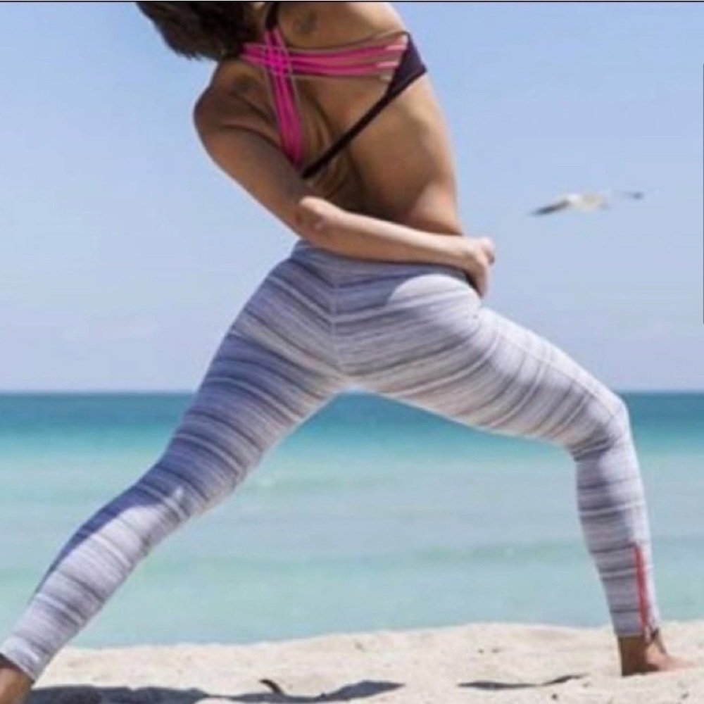 Lululemon High Times Leggings in Silver Fox Coral Pink Zipper Small - Picture 3 of 7